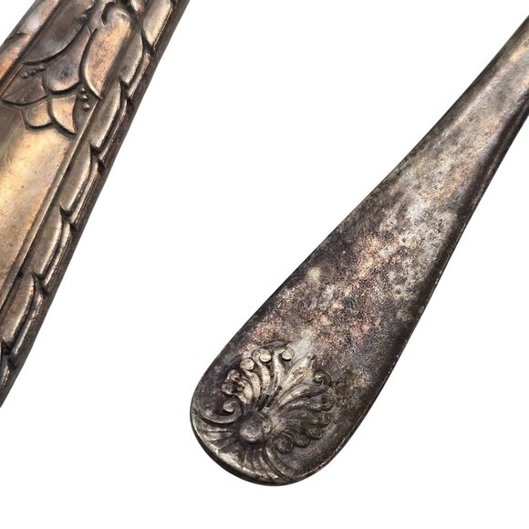 Antique Silver Plated Flatware Set Fork Spoon Butter Knives Elegant JJ3781 - Picture 6 of 14